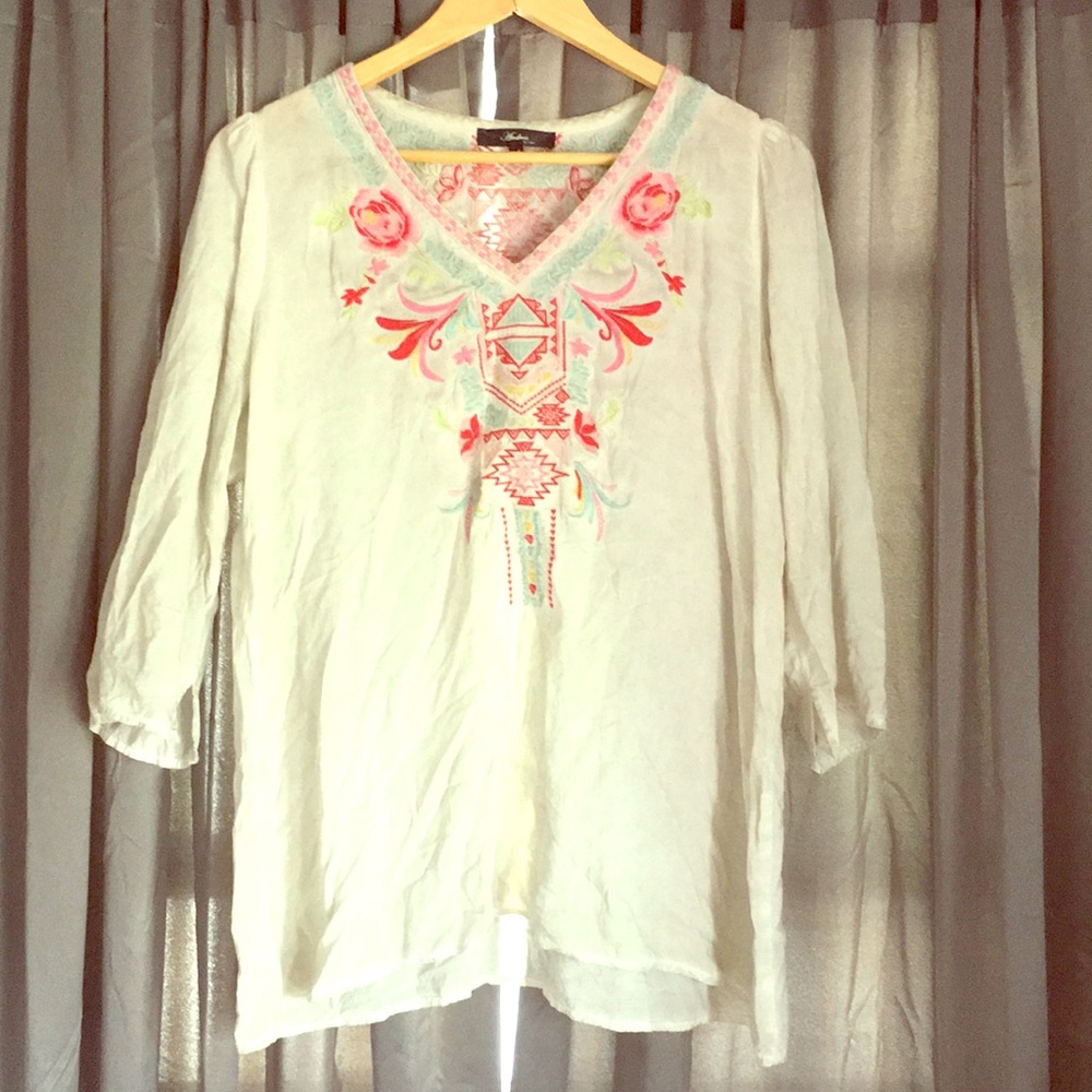 Peasant Blouse with Embroidery Johnny Was -look